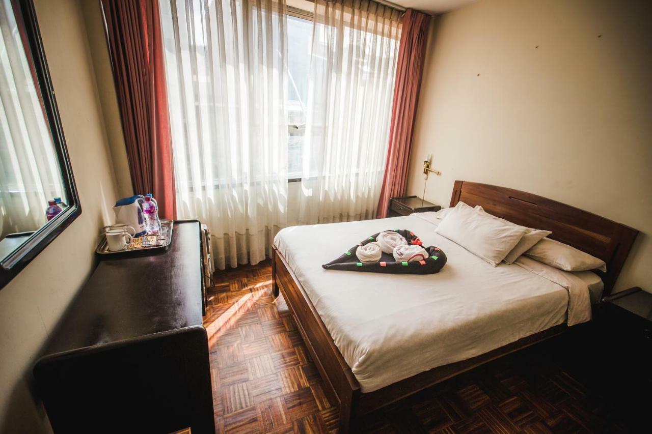 Hostal Loki *